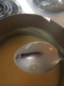 We've reached the proper consistency. Do you see how the sauce coats the back of the spoon?